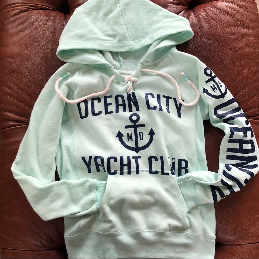 Ocean City Hoodie Size Small Seafoam green